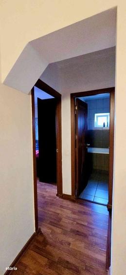 Apartament cu 3 camere în Traian