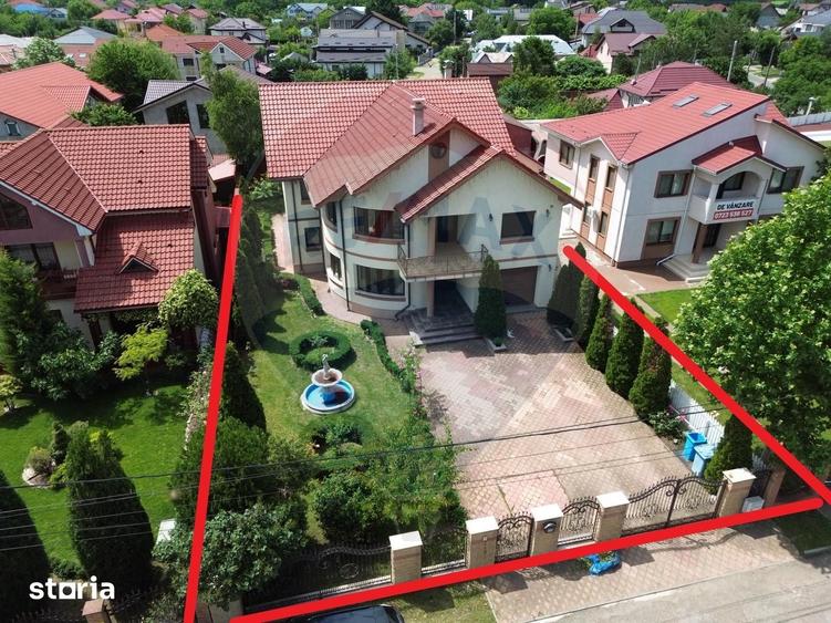 Casă cu 5 camere cu Teren 679 Mp în Central