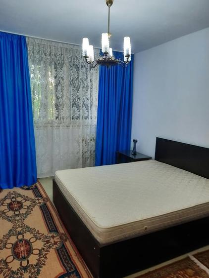 Apartament cu 3 camere decomandat în 1 Decembrie 1918