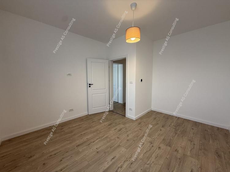 Duplex cu 5 camere cu Canalizare în Giroc