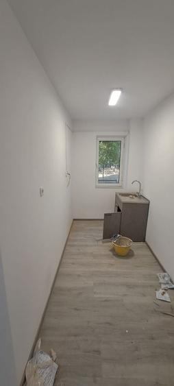 Spațiu comercial, de 48 mp, în Central