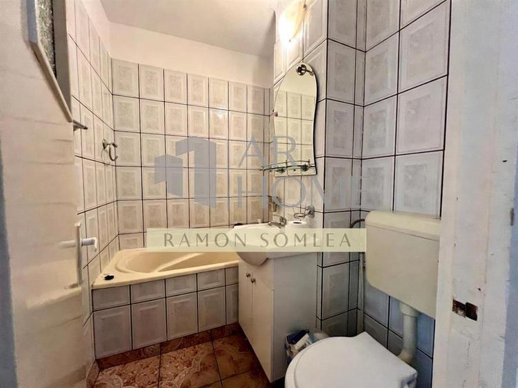 Apartament cu 3 camere nedecomandat, mobilat în Vest