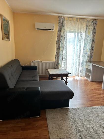 Apartament cu 2 camere semidecomandat în Dumbrăvița