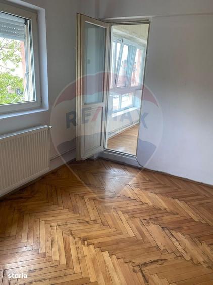 Apartament cu 3 camere de vanzare in zona apreciata - 14