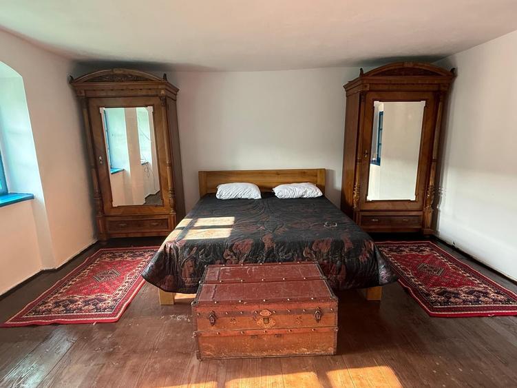 Casă individuală cu 4 camere cu Teren 1200 Mp în Gârnic