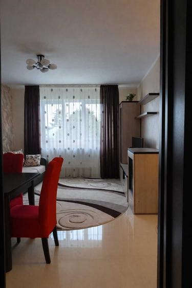 Apartament cu 2 camere nedecomandat în Central