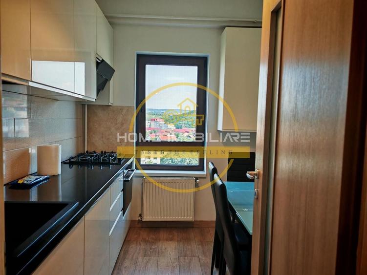 Apartament cu 3 camere decomandat, mobilat în Nicolina