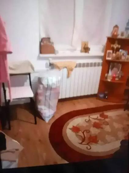 Apartament cu 2 camere semidecomandat în Berceni