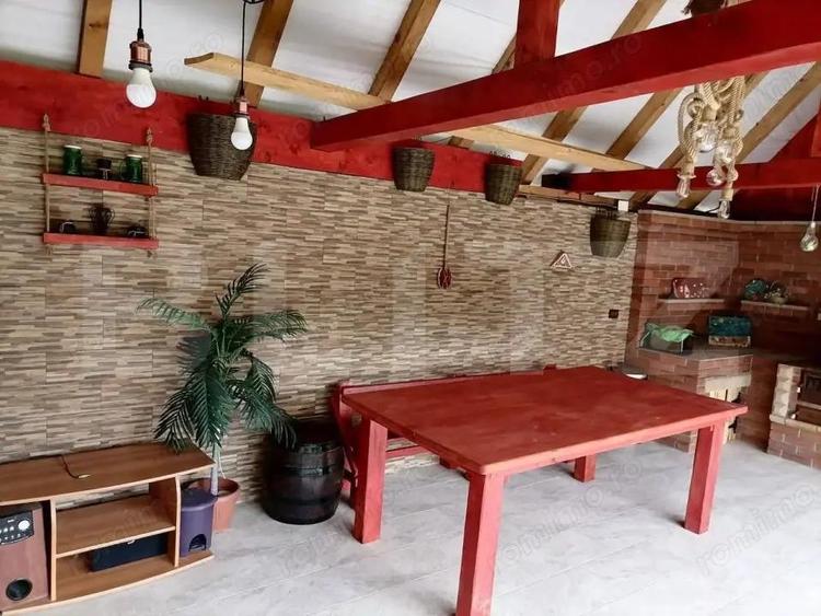 Casă cu 3 camere cu Teren 500 Mp în Central