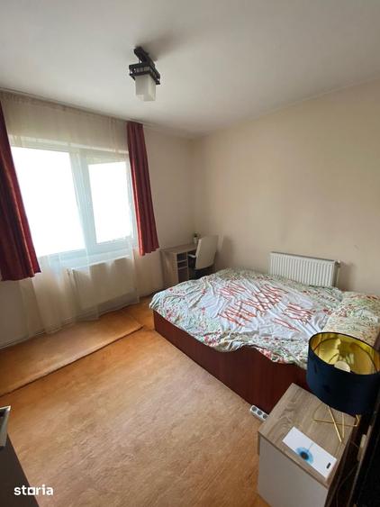 Apartament cu 3 camere semidecomandate, Centru - 4