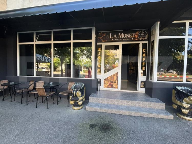 Spațiu comercial, de 90 mp, în Micro 12
