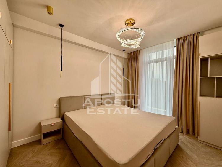 Apartament cu 2 camere semidecomandat, mobilat în Aradului