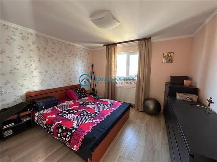 Casă individuală cu 5 camere cu Canalizare în Bereasca