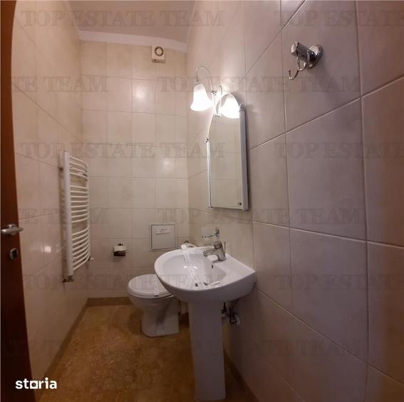 Apartament cu 4 camere în Aviatorilor