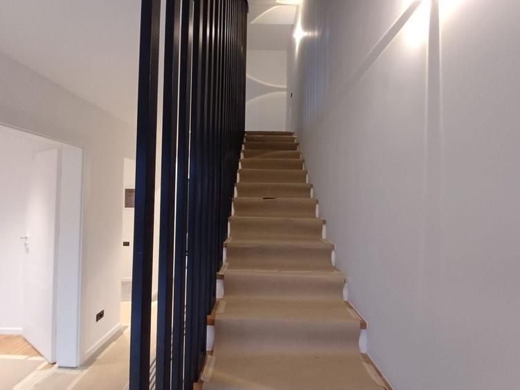 Duplex cu 6 camere cu Teren 280 Mp în Nord