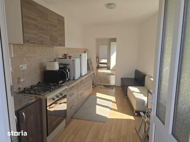 Casă cu 3 camere cu Teren 300 Mp în Tuzla