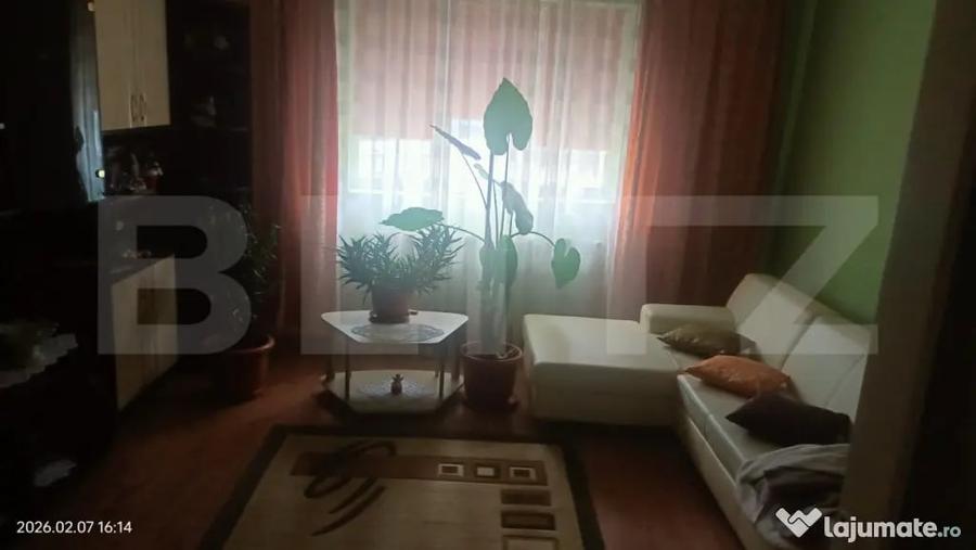 Casă cu 4 camere cu Teren 1900 Mp în Central