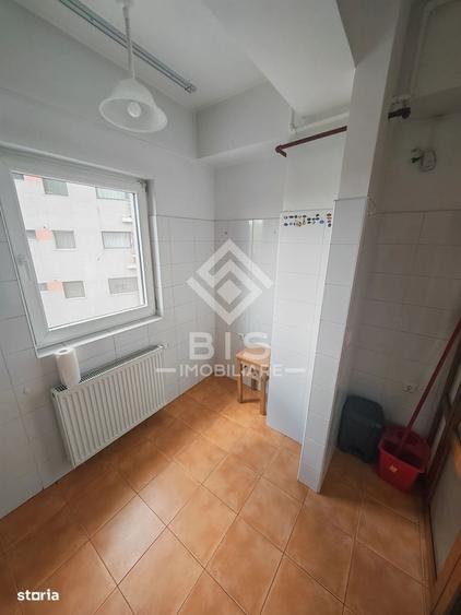 Apartament cu 2 camere decomandat în Sud