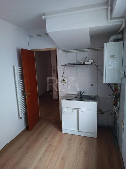 Apartament cu 2 camere decomandat în Drumul Taberei