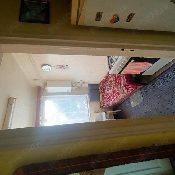 Apartament cu 2 camere semidecomandat în Hristo Botev