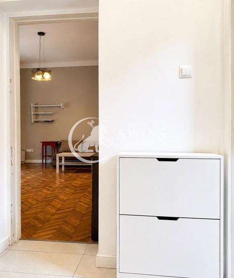 Casă individuală cu 3 camere cu Canalizare în Central