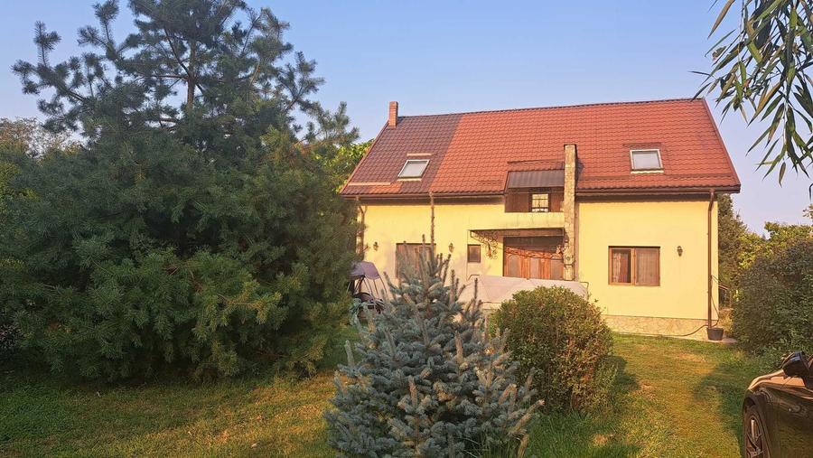 Casă cu 4 camere în Brâncoveanu