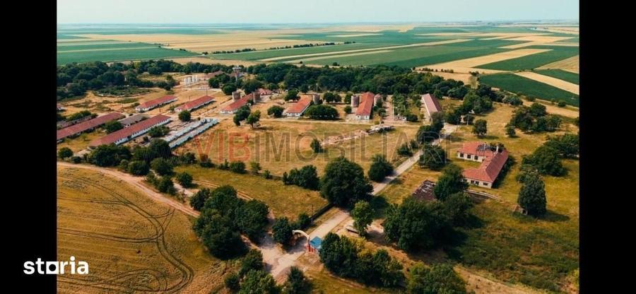 Teren de 301252 mp, în Biled