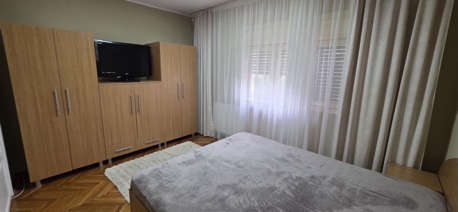 Apartament cu 2 camere semidecomandat în Nufărul
