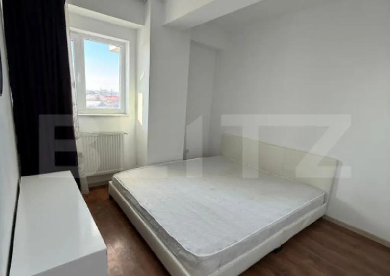 Apartament cu 2 camere semidecomandat în George Enescu