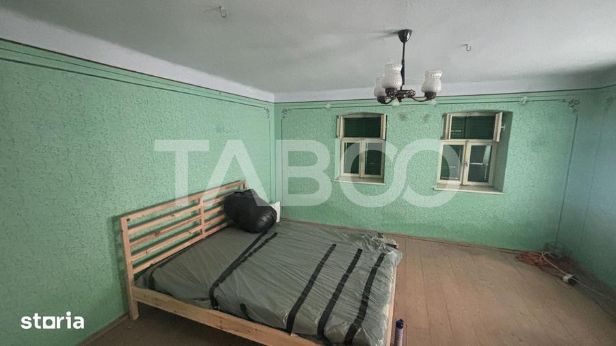 Casă cu 3 camere cu Teren 1800 Mp în Păuca