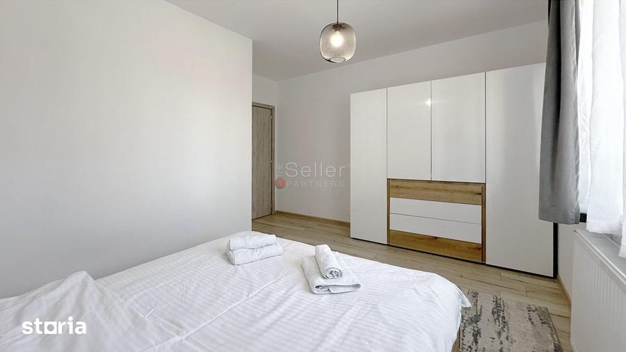 Apartament cu 3 camere în Tractorul