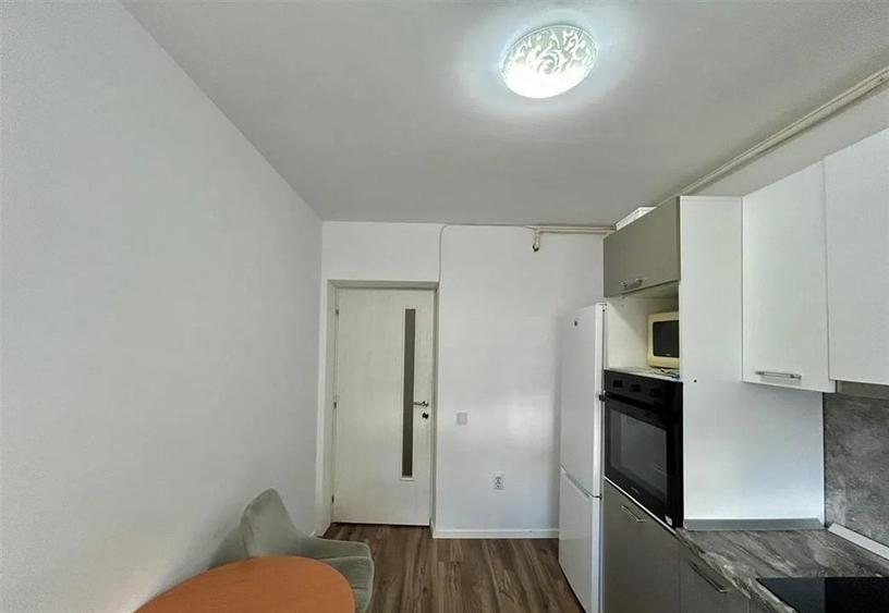 Apartament cu 2 camere decomandat, mobilat în Arhitecților - Calea Cisnădiei