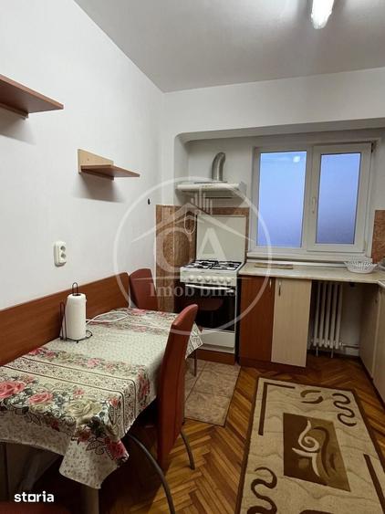 Apartament cu 4 camere decomandat în Calea Aradului