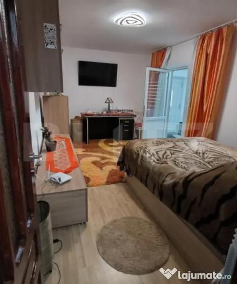 Apartament cu 3 camere decomandat în Burdujeni