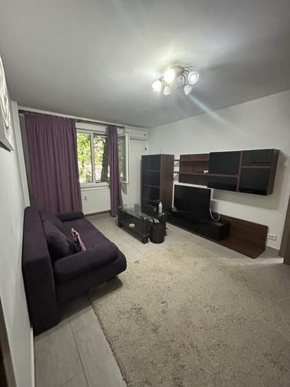 Apartament cu 2 camere semidecomandat în Brâncoveanu