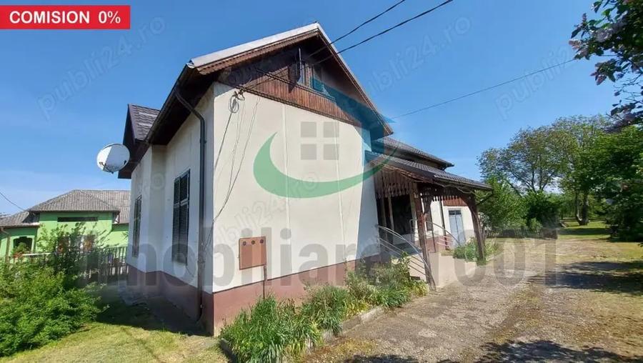 Casă cu 6 camere cu Teren 1658 Mp în Colțirea