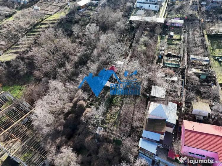 Teren de 550 mp, în Central