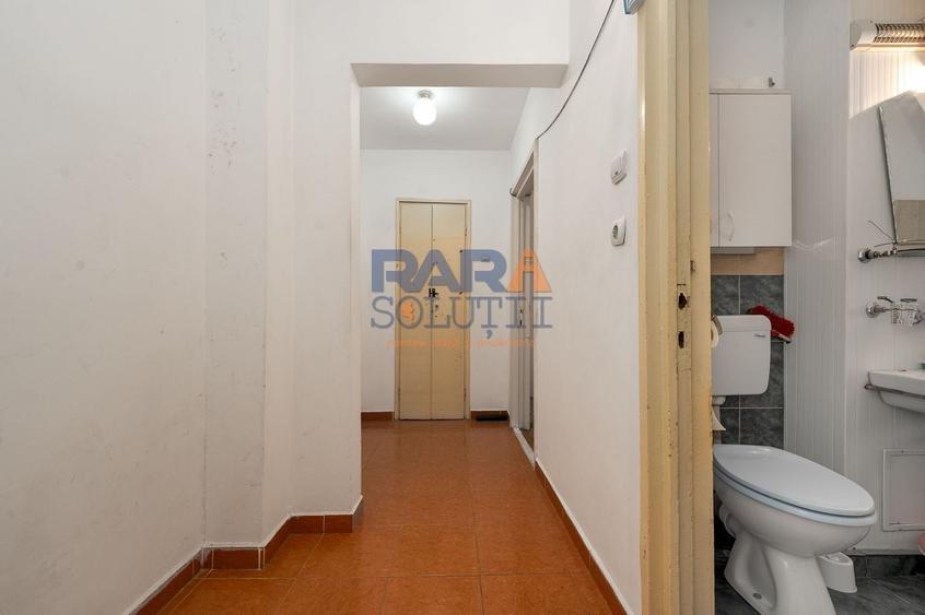 Apartament cu 3 camere decomandat, mobilat în Ultracentral