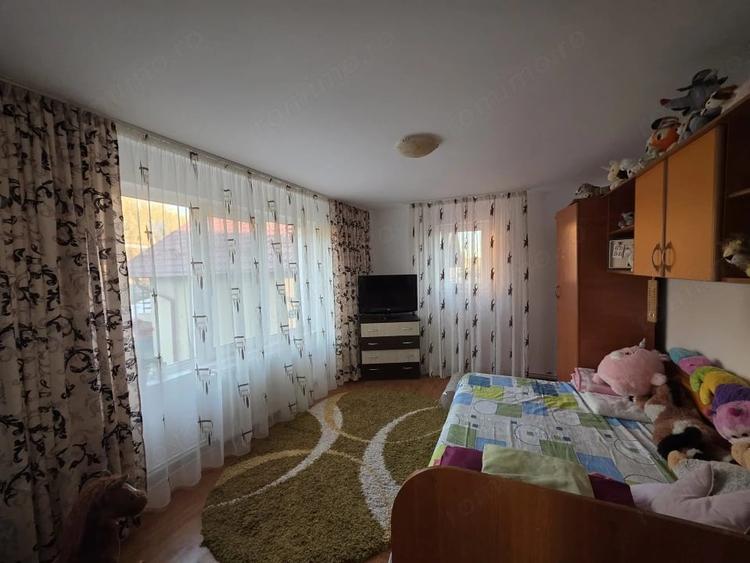 CASA P+E+M, 2340 mp teren - VALEA MARULUI - 11