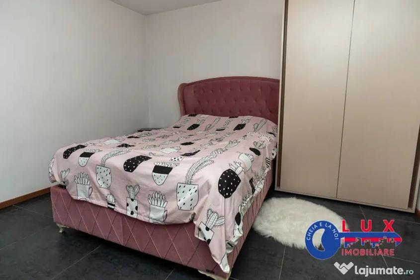 Casă cu 4 camere cu Teren 722 Mp în Păcii