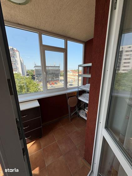 Apartament cu 3 camere decomandat în Ghencea