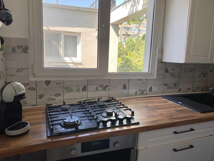 INCHIRIERE apartament 2 camere Favorit - 1