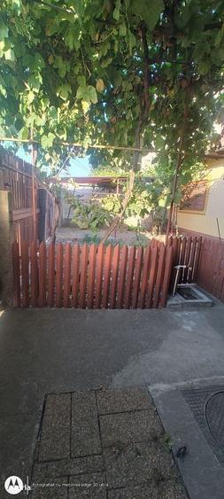 Casă cu 4 camere în Inel II