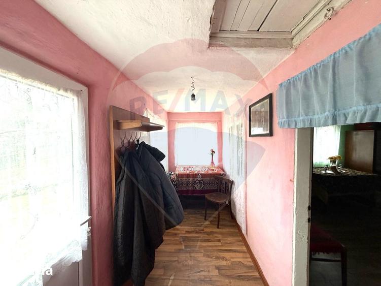Casă cu 3 camere cu Teren 913 Mp în Gârleni