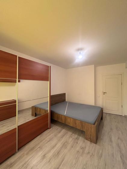 Apartament cu 2 camere decomandat în Florești