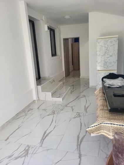 Casă cu 4 camere cu Teren 230 Mp în Central