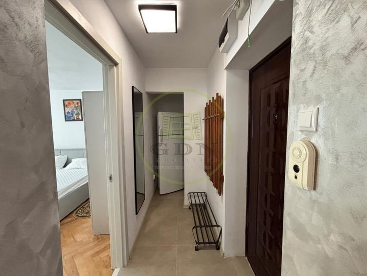 Apartament cu 3 camere decomandat, mobilat în Valea Rosie