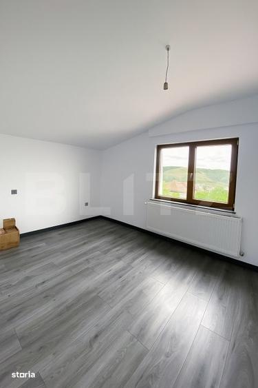 Casă cu 3 camere în Juc-Herghelie
