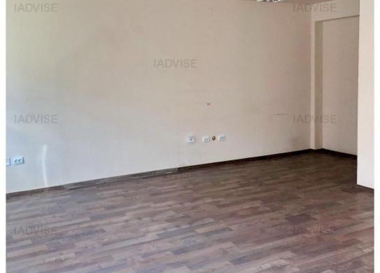 Spațiu industrial, de 1,470 mp, în Astra