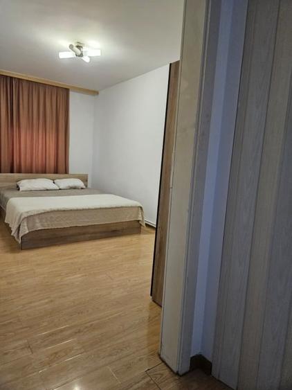 Apartament cu 3 camere semidecomandat, mobilat în Șagului